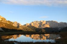 Mountain panorama reflected in the lake